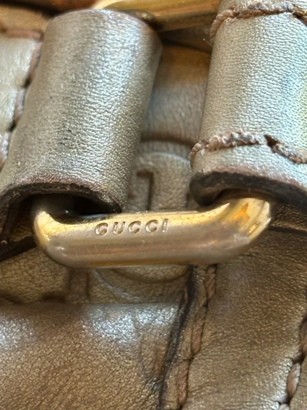 AUTHENTIC GUCCI SUKEY SOFT CHAMPAGNE SHOULDER CHAIN-ORIGINAL GG HANGTAG